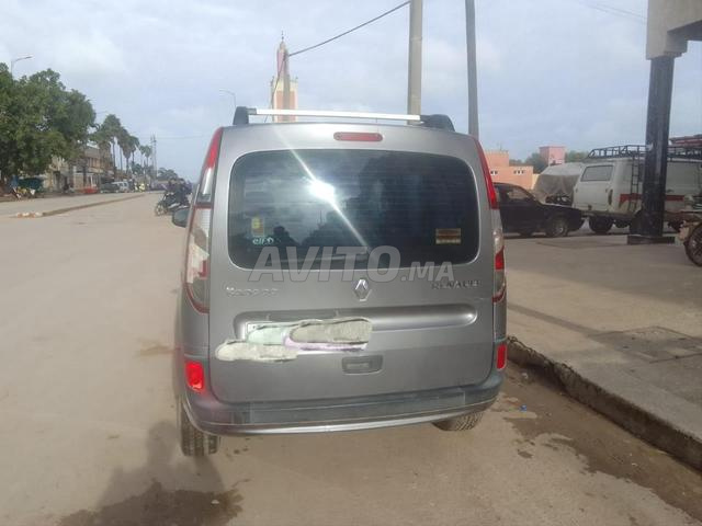 Renault Kangoo, la voiture est toujours en bon état et excellente, bienvenue à l'acheteur - 2