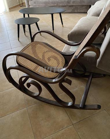 Fauteuil en bois cannage à bascule - 2