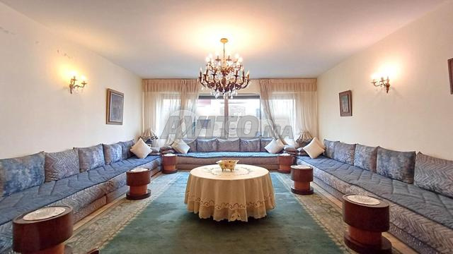 CMN-SI-1893 - Appartement à vendre à Gauthier