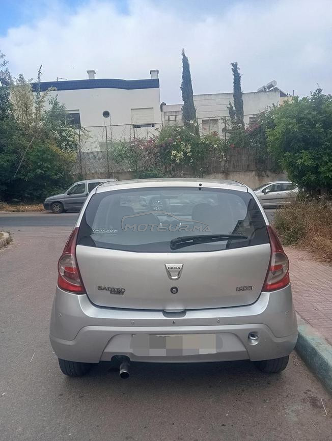 داسيا سانديرو 