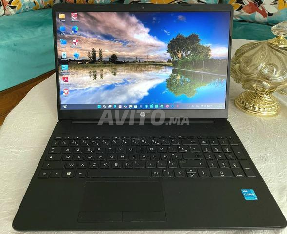 Ordinateur portable HP Laptop 15 Core i3 11ème Gén 256 Go - 2