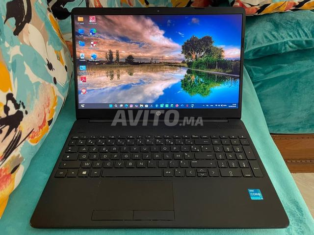 Ordinateur portable HP Laptop 15 Core i3 11ème Gén 256 Go