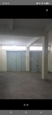 محل تجاري بمساحة 310 متر مربع للكراء - 2
