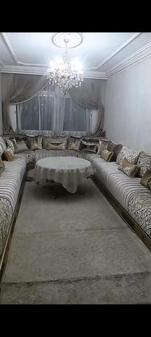 Salon traditionnel très bon état, disponible à Hay Mohammadi - 2