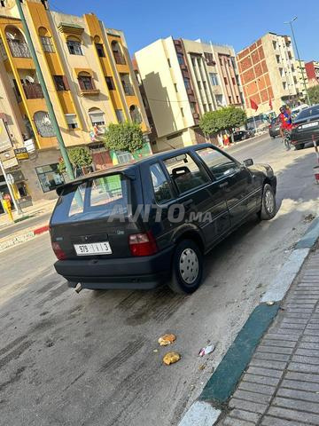 فيات أونو بنزين يدوية 1999 بمكناس