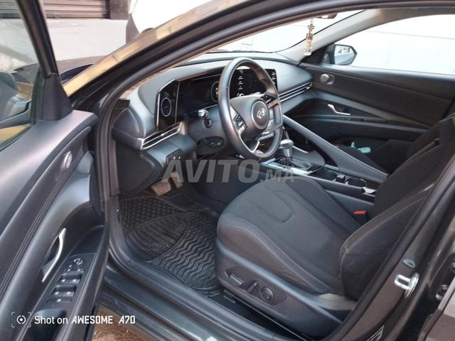 Je mets en vente ma voiture très bon état - 2