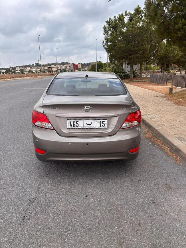 Hyundai accent 2014 à benslimane