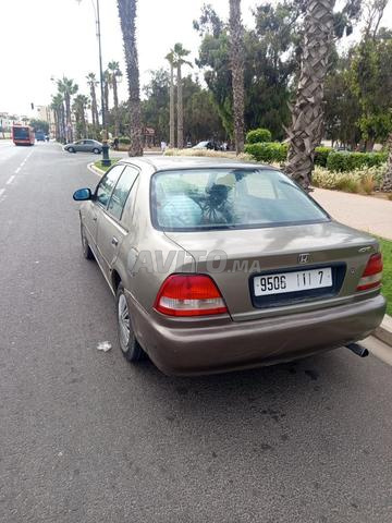 Honda City Essence 2001. 7cv dariba 350 dhs - 2