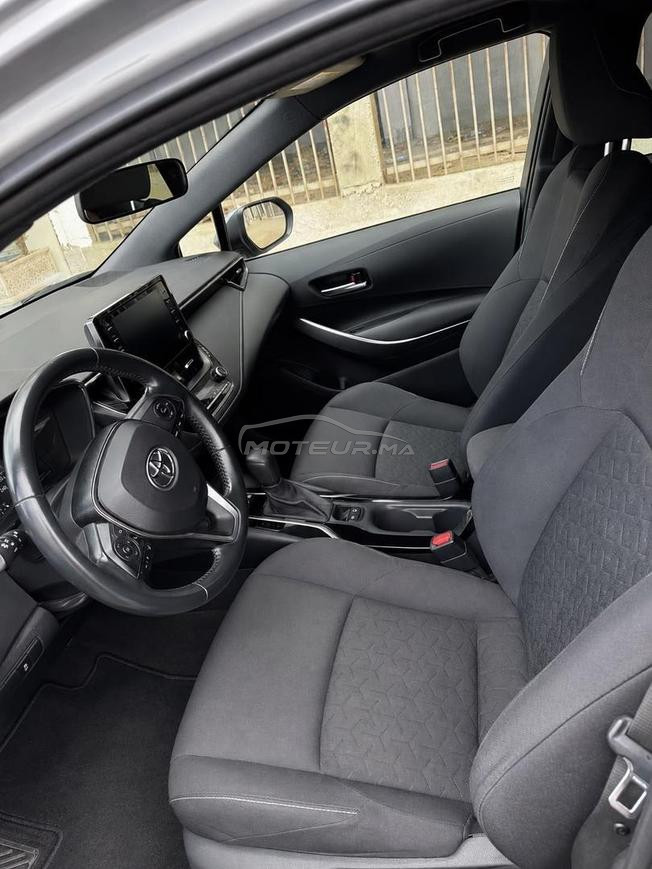 corolla hybride automatique 