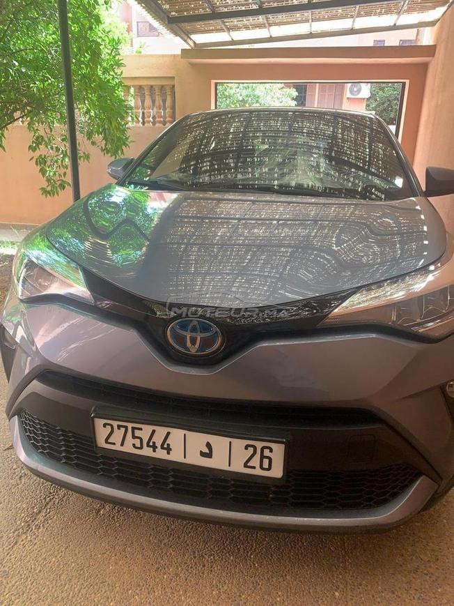 Toyota C-HR Hybride Automatique 2022 à Taza