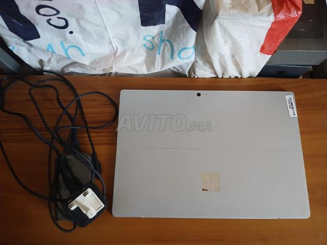 Microsoft Surface Pro 4 مع شاحن - 2