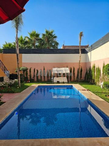 Villa Modernisée avec Piscine & Vue Atlas – 500 m² - 2