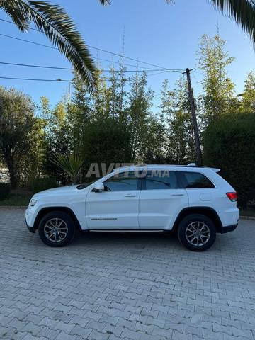 جيب جراند شيروكي V6 tt خيارات - 2