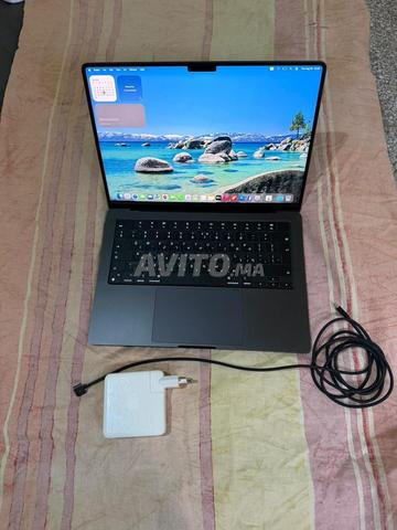 MacBook M4 Pro (MDM) 54 Go / 512 Go cycle 69 - 2