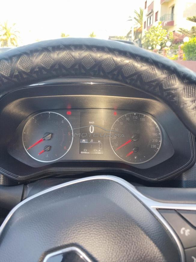 voiture clio 