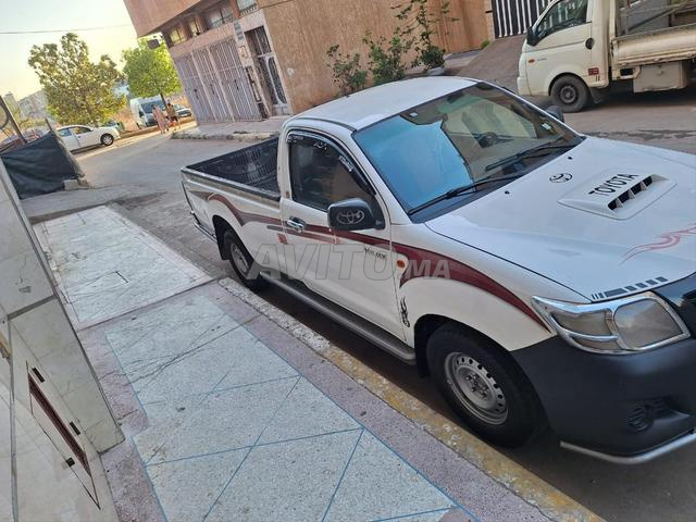 Toyota Hilux - 2