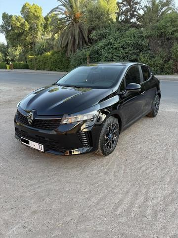 Renault Clio Essence Automatique 2025 à Marrakech - 2