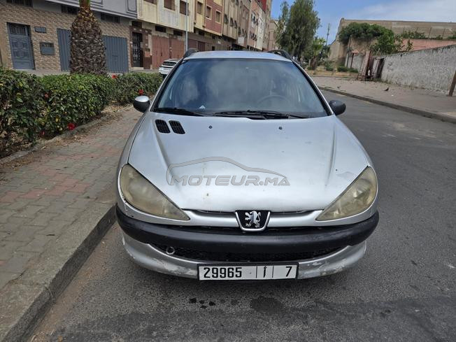 Peugeot 2O6 diesel HDi 6 chv