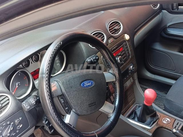 Ford Focus Ghia Diesel - 2