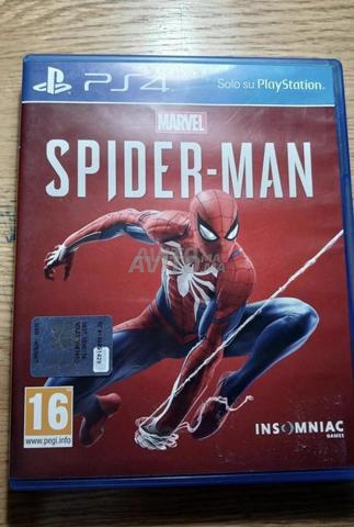 PS4 PRO 1To avec des jeux - 2
