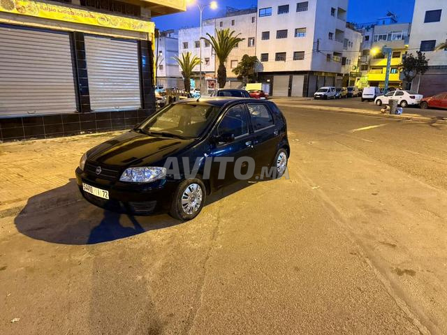 Fiat Punto Essence Manuelle 2011 à Casablanca - 2