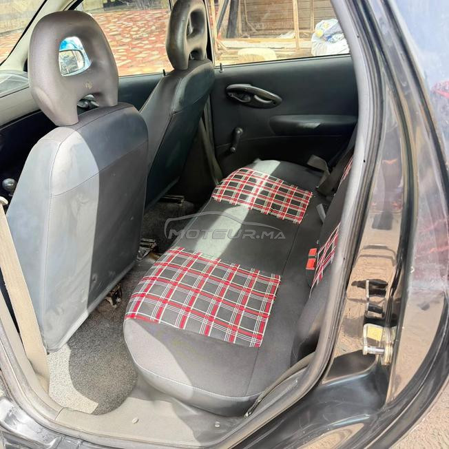 Fiat Punto Essence Manuelle 2011 à Casablanca
