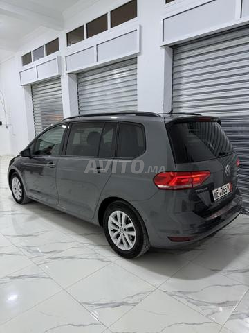 Volkswagen Touran 1.6L ( 7 places ) - 2
