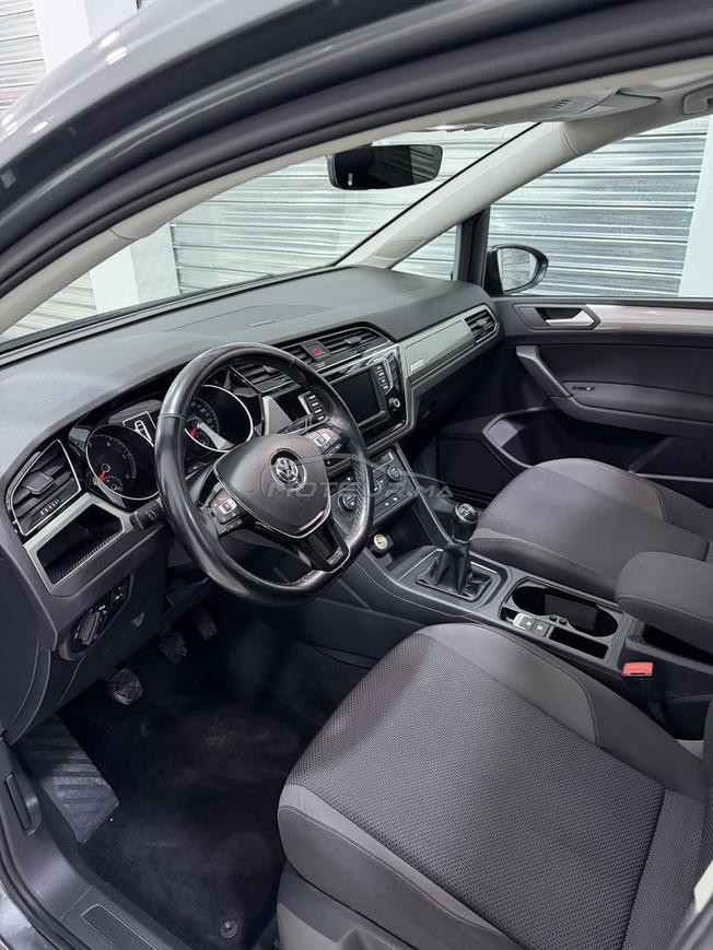 Volkswagen Touran 1.6L ( 7 places ) 