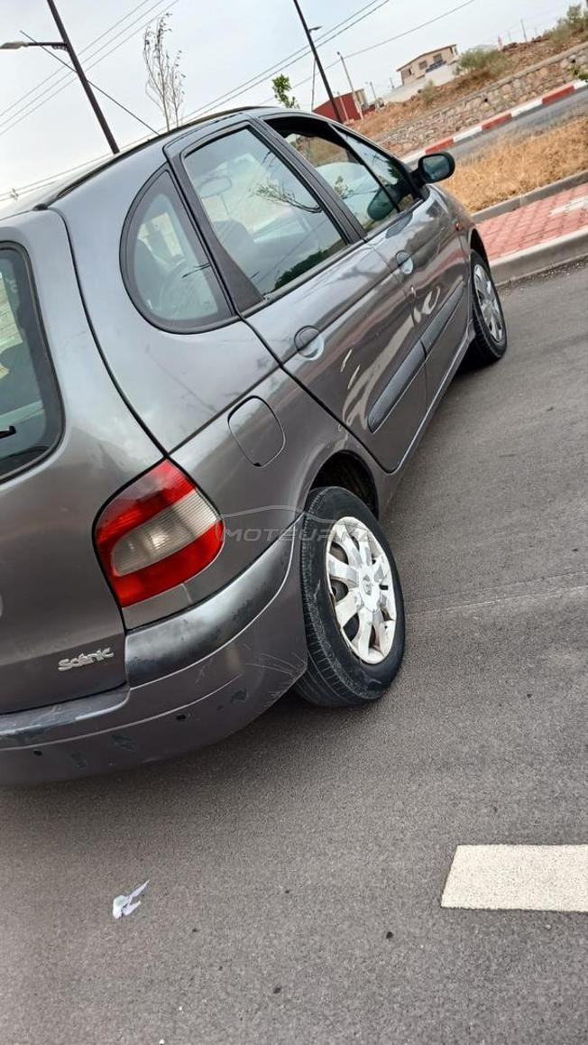 renault scenic 2002 en bon etat 