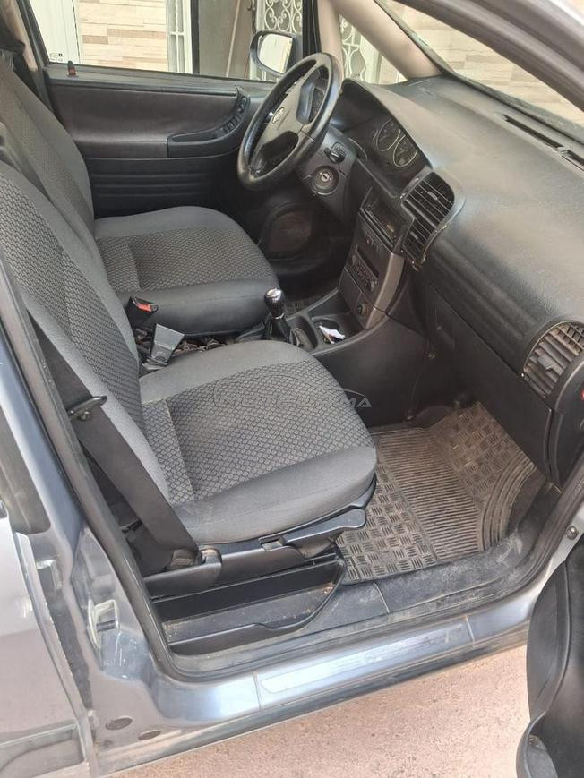 Opel Zafira Diesel Manuelle 2004 à Khouribga
