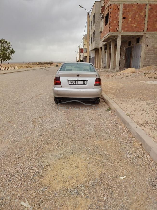 سياره في حاله متوسطه