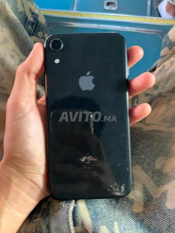 آيفون XR