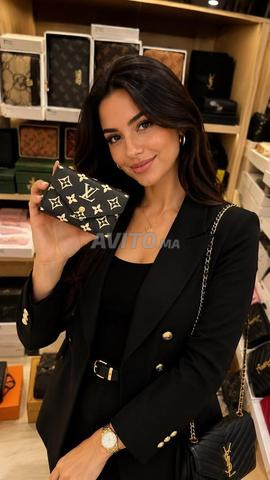 محفظة أنيقة لويس فويتون LV7430 - 2