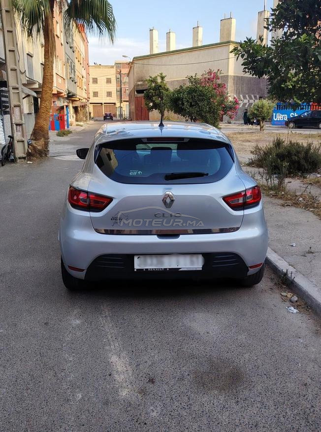  Clio 4 en excellent état