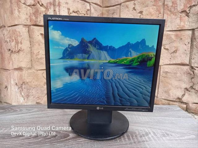 شاشة كمبيوتر LG Flatron 17 بوصة