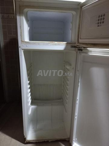 ثلاجة بحالة جيدة