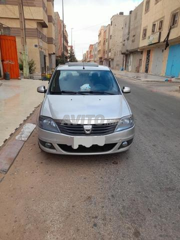 Dacia Logan ascenseur