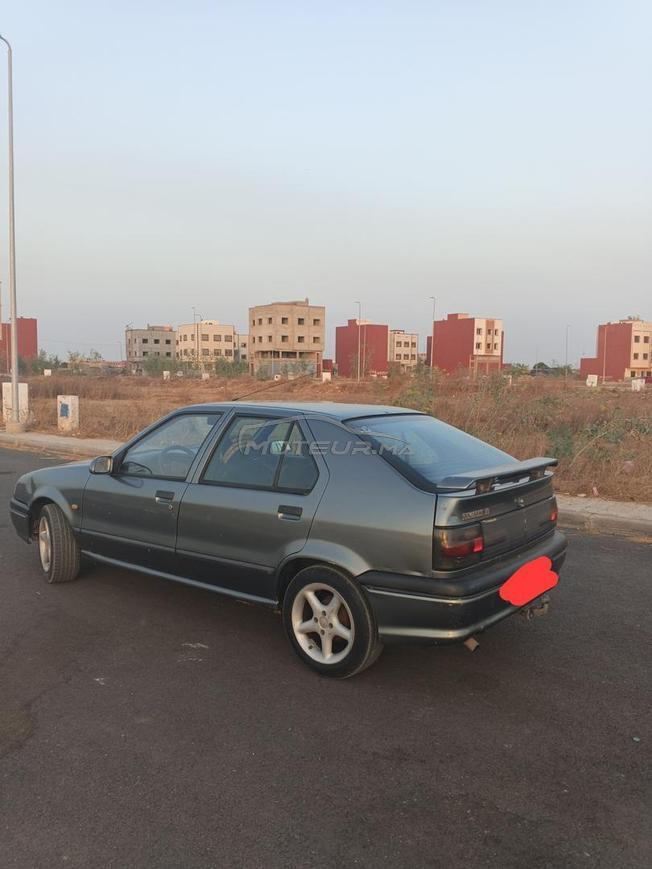كنبيع سيارة ديالي كسابية Renault 19 