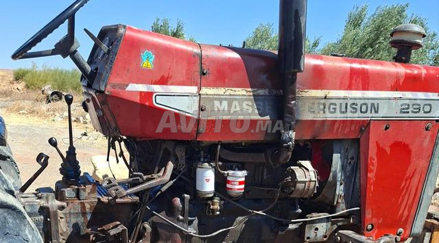 Tracteur 290 - 2