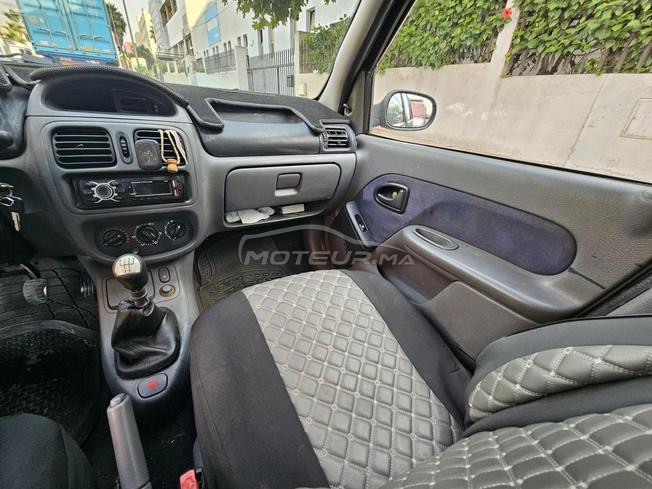 Renault Clio Diesel Manuelle 2000 à Mohammedia