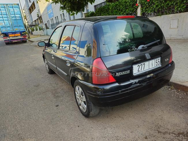 Renault Clio Diesel Manuelle 2000 à Mohammedia