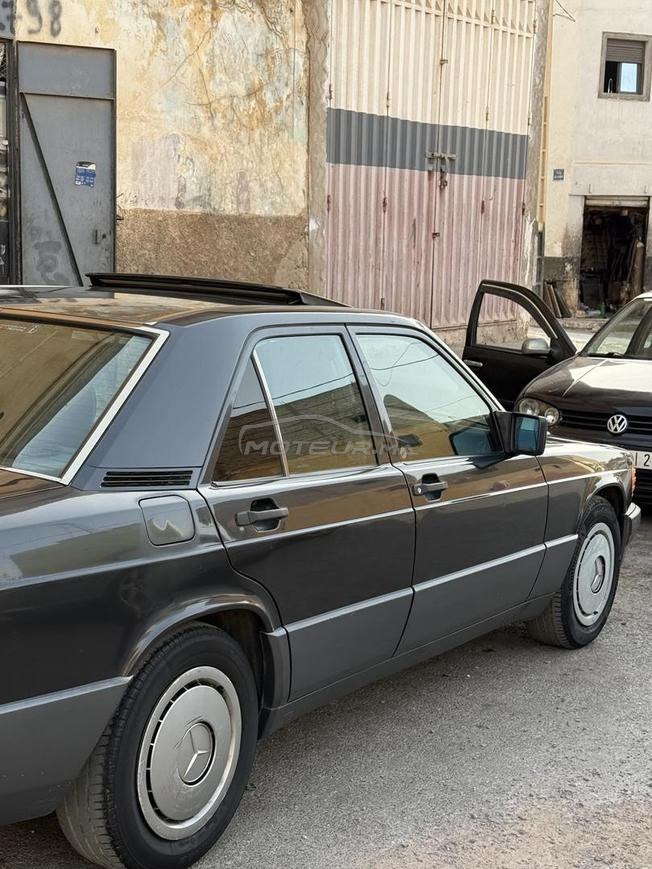 Mercedes 190 noremal 