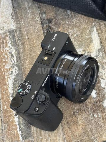 Sony Alpha 6400 et Sony 16-50mm OSS