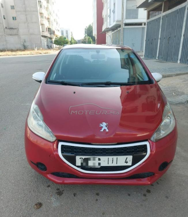 Peugeot 208.  2014