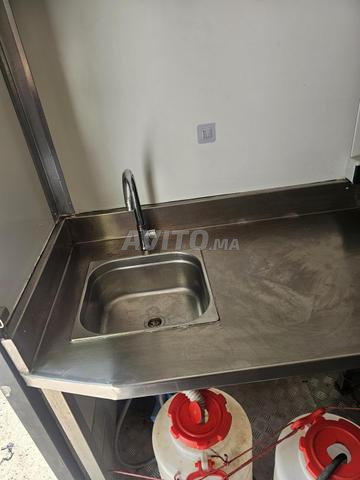 Foodtruck avec cuisine complète et équipements