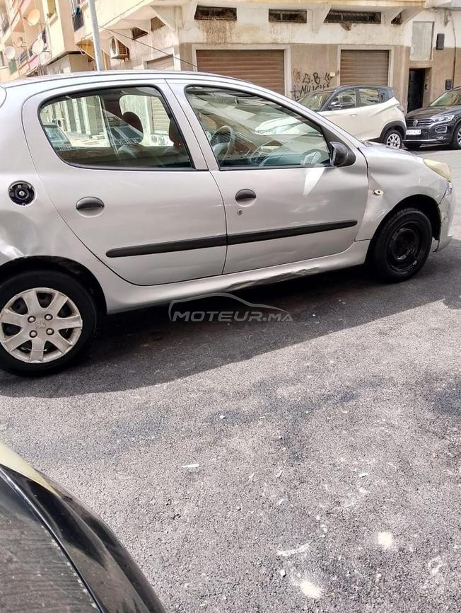 Peugeot 206 Essence Manuelle 2012 à Casablanca