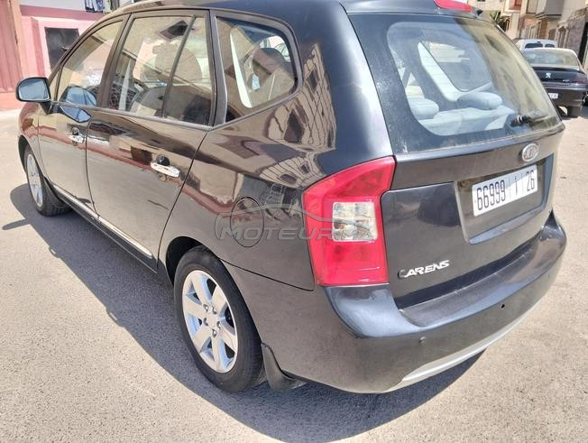 Kia carens 