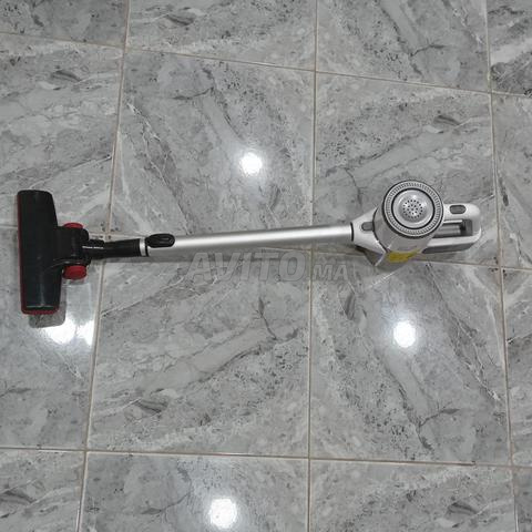 Aspirateur fonctionnant sur batterie - 2
