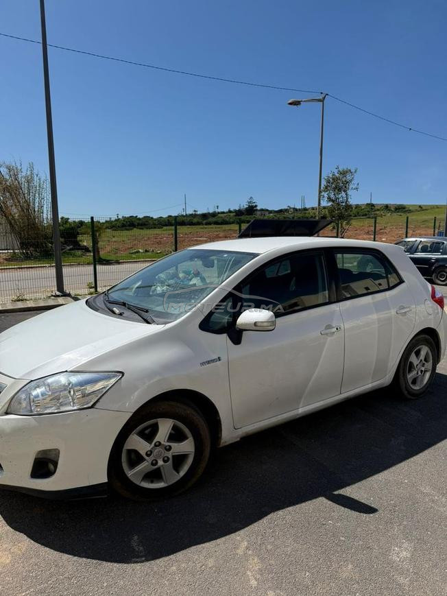 Toyota Auris Hybrid 2013