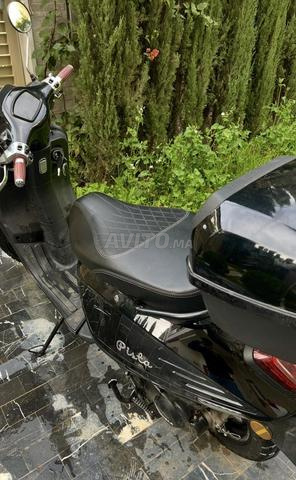Moto scooter pista - 2